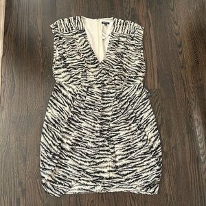 BNWT Lightweight Express Zebra Dress